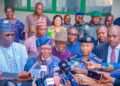 IGP, retired IGPs meet with Arase on better policing