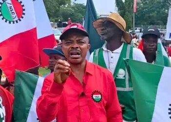Labour calls off strike on new minimum wage …agrees to jaw jaw with FG