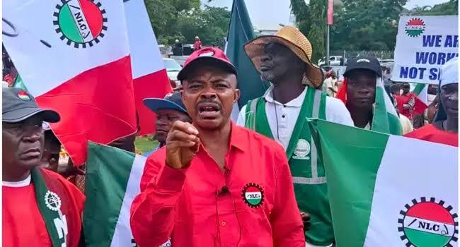 Labour calls off strike on new minimum wage …agrees to jaw jaw with FG