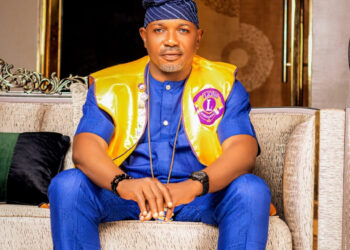 Sunday Ajileye gets FCE Abeokuta’s Distinguished Humanitarian Award - Image 1