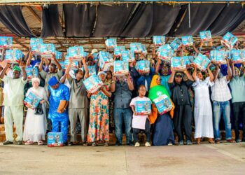 Sanwo-Olu Celebrates Tinubu’s 74th Birthday With Food Packs, Personalised Letter To Lagosians - Image 1