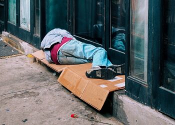 Andy Burnham, UK’s new PM vows to end “Street Sleepers”