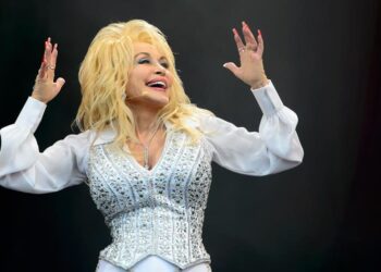 Dolly Parton’s name to adorn Nashville International Airport