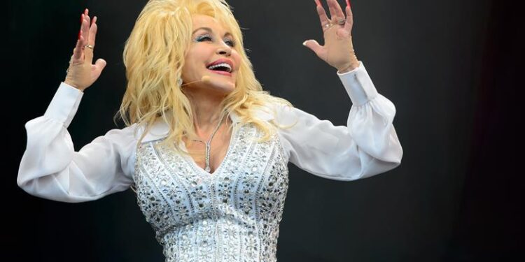 Dolly Parton’s name to adorn Nashville International Airport