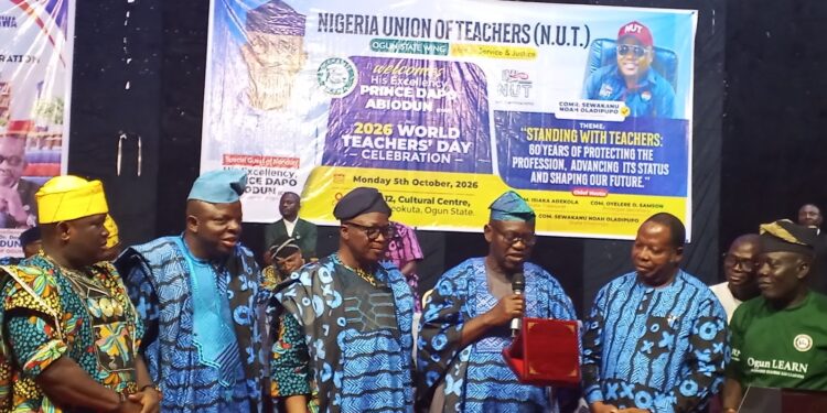 2026 Teachers’ Day: Abiodun Rewards Outstanding Teachers with Over ₦51m Cash Prizes